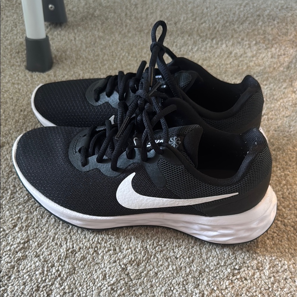Nike Dual-Tone Athletic Sneakers